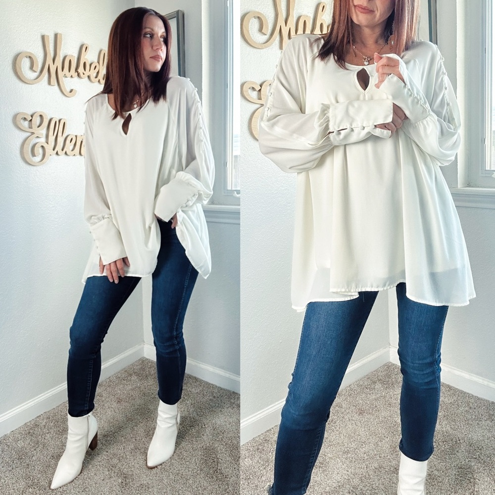 Lane Bryant Elegant keyhole statement sleeve Cream Blouse size 18/20